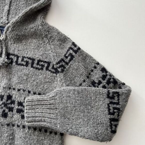 Vintage GAP Hand Knit Cowichan Full Zip Cardigan Sweater Size Medium 90s - Picture 5 of 10